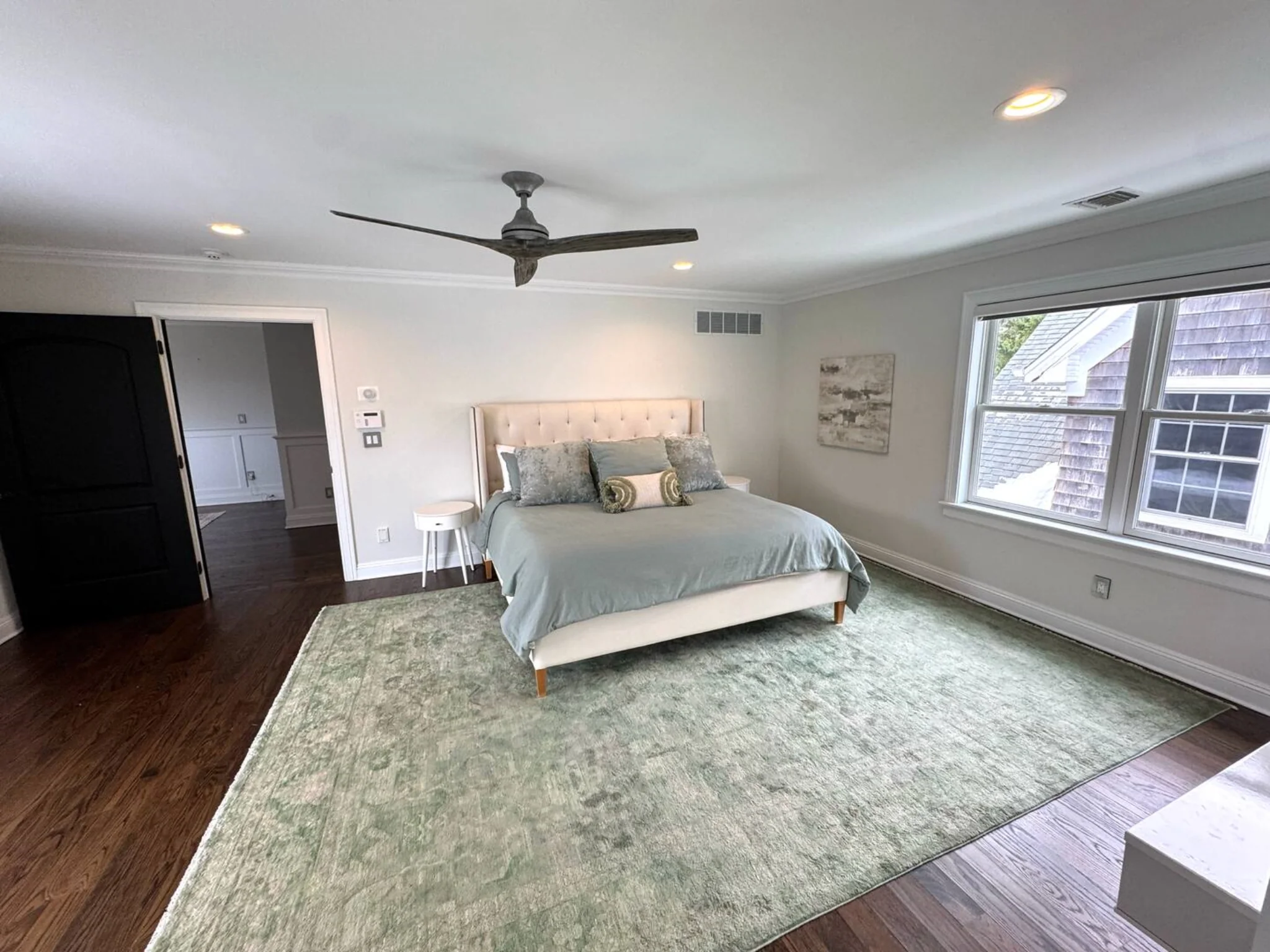 Primary suite with spa bathroom